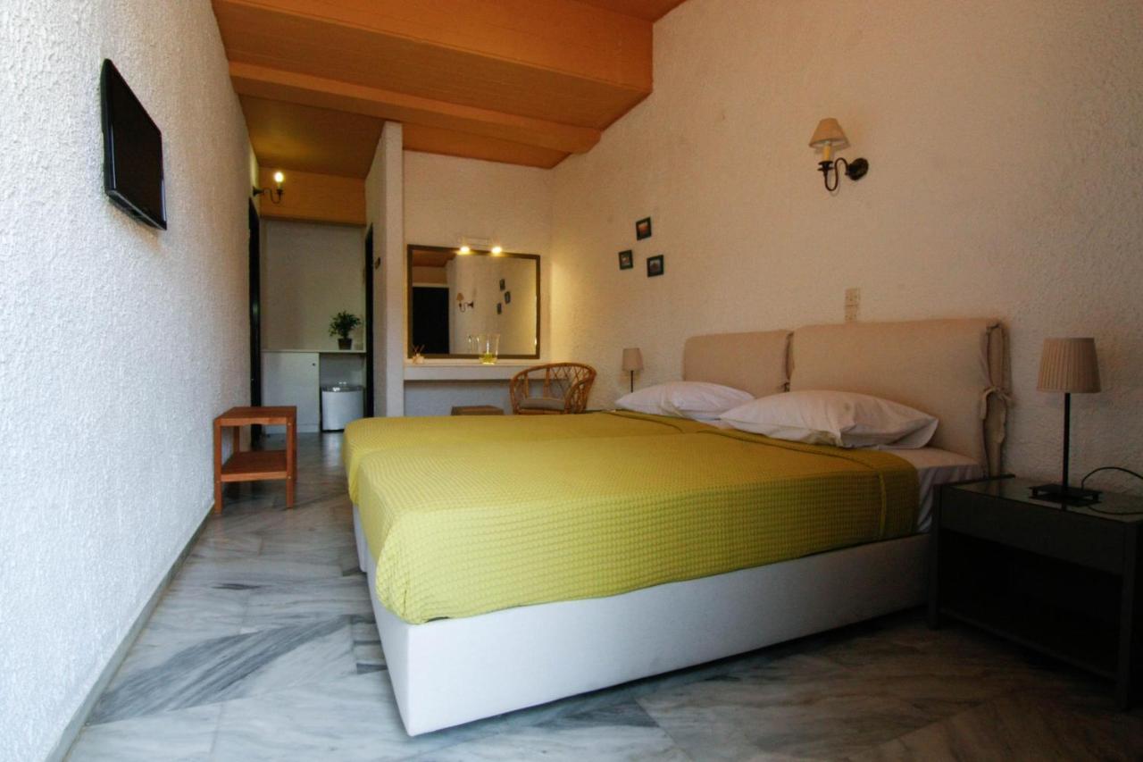 Mare Vista Hotel - Epaminondas Batsi  Exterior photo